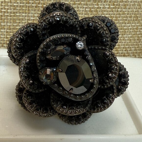 Sorrelli Full Bloom Crystal Flower Ring With Black & Swarovski Crystals Size 6 - Picture 11 of 16